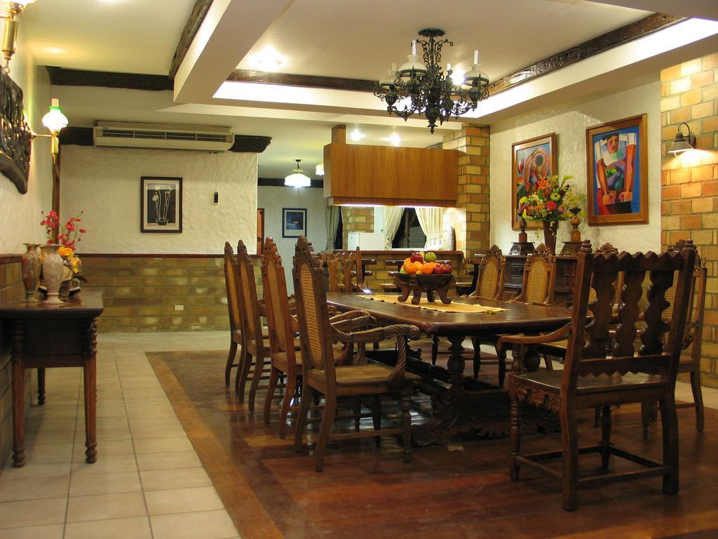 Crown Regency residencias Cebu Hotel Exterior foto
